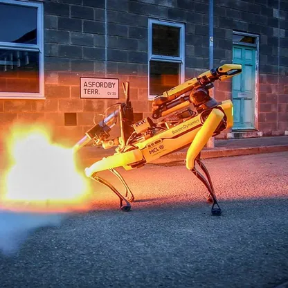 بريطانيا تختبر روبوتات للتخلص من القنابل وإجراء عمليات تكتيكية