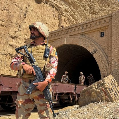 باكستان تقطع الإنترنت عن الهواتف المحمولة 3 أسابيع بإقليم بلوشستان
