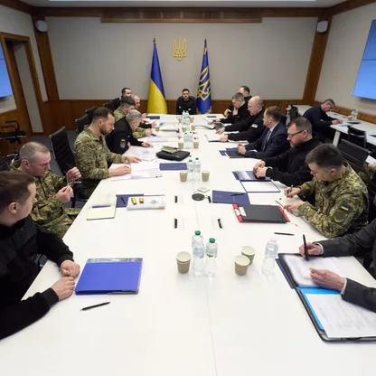 للمرة الثانية.. زيلينسكي يعلن تأجيل جولة "محادثات ثلاثية" مع أميركا وروسيا