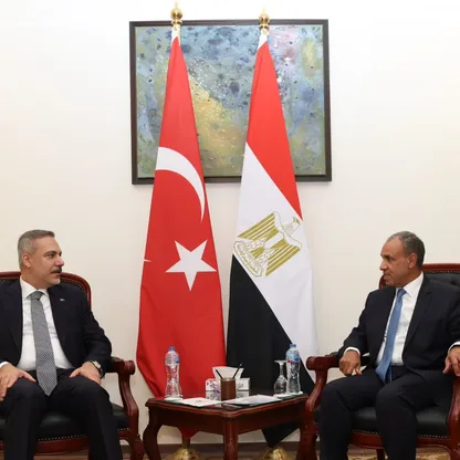 توافق مصري تركي بشأن ليبيا.. وتأكيد على ضرورة التزام إسرائيل بخطة ترمب