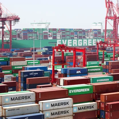 الصين تُقر تعديلات قانونية لتعزيز قدرات "الحرب التجارية"