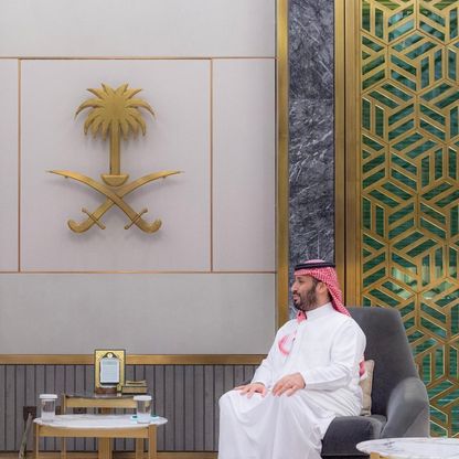 ولي العهد السعودي يستقبل نائب رئيس دولة فلسطين