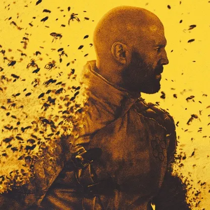 The Beekeeper يحتفظ بصدارة شباك التذاكر السعودي للأسبوع الثاني
