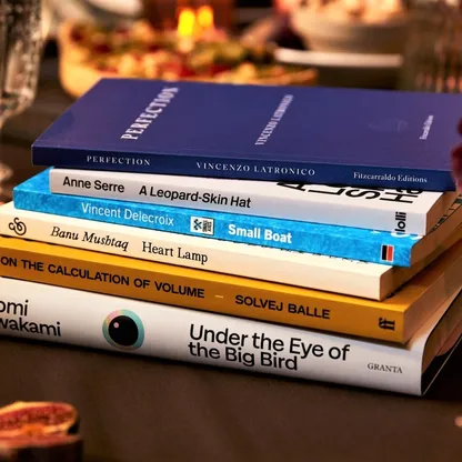 "بوكر" العالمية تختار 6 كتب ولغة جديدة للقائمة القصيرة