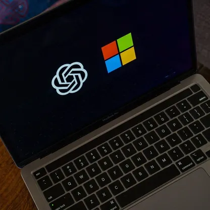 OpenAI تتحول للربحية.. ومايكروسوفت تضمن 27% من الأرباح حتى 2032