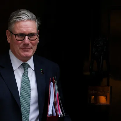 ستارمر: على BBC ترتيب أوضاعها حين ترتكب أخطاء.. وأؤمن بوجودها "قوية ومستقلة"