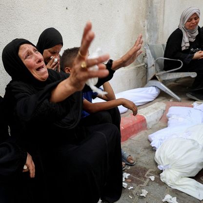 غارات إسرائيلية عنيفة على مناطق متفرقة من قطاع غزة.. ومواجهات في خان يونس