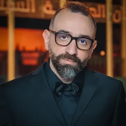 عمرو سلامة يعتذر عن تصريحاته بشأن إسماعيل ياسين وصلاح أبو سيف