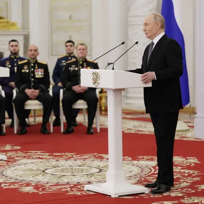 بوتين: الحرب ستستمر حتى "نهايتها المنطقية".. وزيلينسكي: سنرسل خطة سلام منقحة لواشنطن