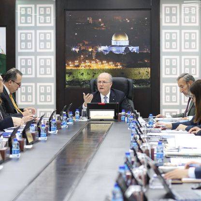 رئيس الوزراء الفلسطيني: استعدادات لتنسيق جهود الإغاثة في غزة والتحضير لمؤتمر الإعمار