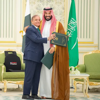 السعودية وباكستان توقعان اتفاقية الدفاع الاستراتيجي: ردع مشترك ضد أي اعتداء