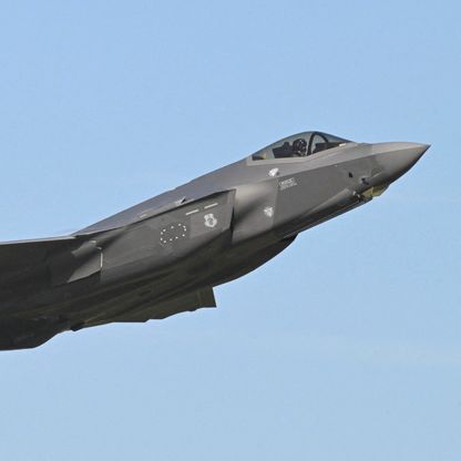 اتصال بـ911 يكشف كواليس حادثة طائرة أميركية من طراز F-35