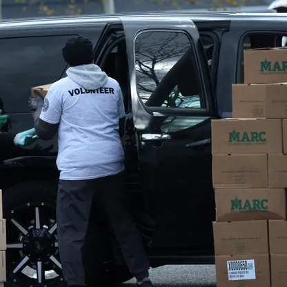 المحكمة العليا تسمح لإدارة ترمب مؤقتاً بحجب جزء من أموال إعانات الغذاء