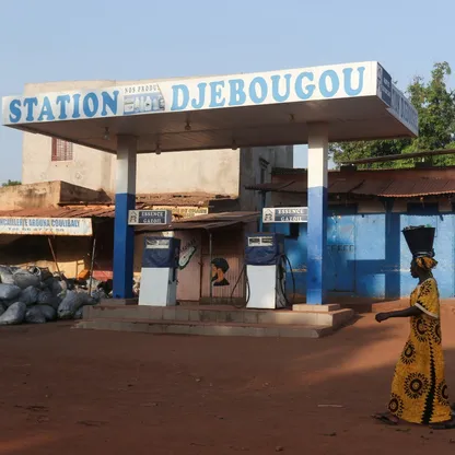 حصار الوقود.. جماعة مرتبطة بـ"القاعدة" تضيّق الخناق على العاصمة في مالي