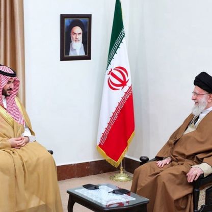 وزير الدفاع السعودي يسلم المرشد الإيراني رسالة من الملك سلمان