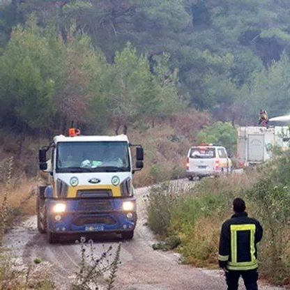 سوريا.. فرق الإطفاء تكافح لإخماد حرائق الغابات بريف اللاذقية