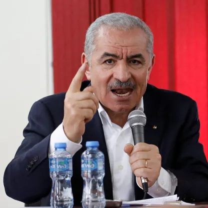 رئيس الوزراء الفلسطيني يندد باقتطاع إسرائيل لأموال السلطة: لن نقبل فصل غزة