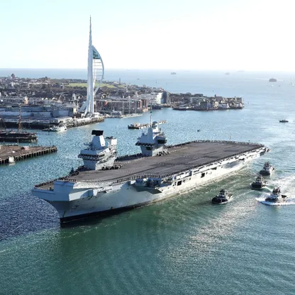 بريطانيا ترفع جاهزية "HMS Prince of Wales" وسط تصعيد إقليمي.. تعرف على قدراتها
