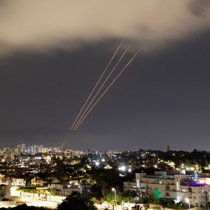 كيف تختبر الحرب بين إيران وإسرائيل استراتيجية واشنطن العسكرية؟