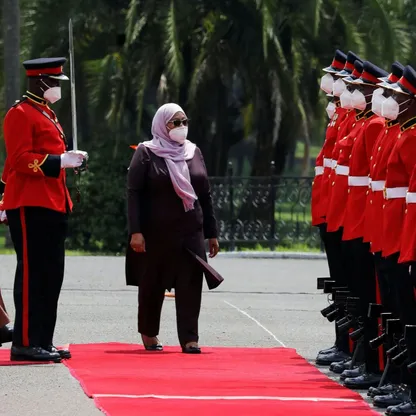 شرطة تنزانيا تفرج عن زعماء بالمعارضة بعد حملة اعتقالات