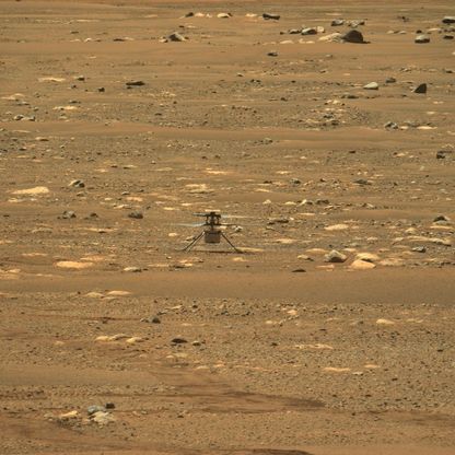 بعد عطل "غير متوقع".. ناسا تستعيد الاتصال بمروحيتها على المريخ