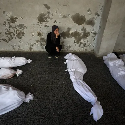 إسرائيل تقتل 11 من عائلة واحدة في غزة رغم وقف إطلاق النار