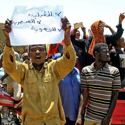 السودان.. قيود أمنية واقتصادية تفاقم أزمة "حصار" مدينة الأُبيّض