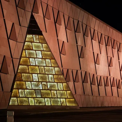 بالصور والفيديو.. مصر تفتتح المتحف المصري الكبير رسمياً