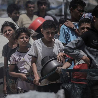 "نقاط عسكرية فوق أنقاض منازل الفلسطينيين".. انتقادات دولية لآلية مساعدات غزة