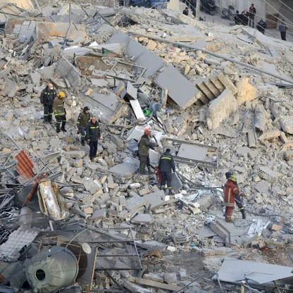 إسرائيل تستأنف قصف "ضاحية بيروت".. وتعلن "عملية برية" بجنوب لبنان