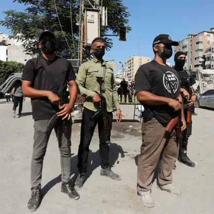 قيادي في حماس لـ"الشرق": الانتهاء من تجهيز المحتجزين لتسليمهم إلى الصليب الأحمر