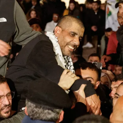 من "الباب" و"النفق".. زكريا الزبيدي يغادر سجون إسرائيل بكل الطرق
