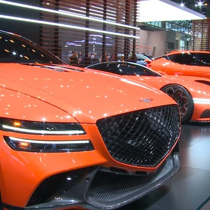 معرض نيويورك الدولي يوفر "لمحة عن مستقبل" صناعة السيارات