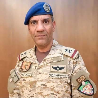 كيف فر؟.. تحالف الشرعية يتتبع خيوط هروب "الزبيدي" من اليمن