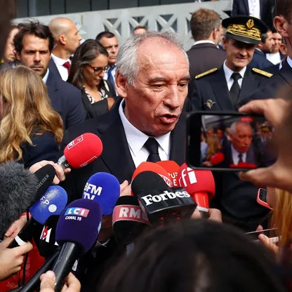 وسط مخاوف من "نموذج إيطاليا".. العجز المالي والانقسام السياسي يهددان حكومة فرنسا