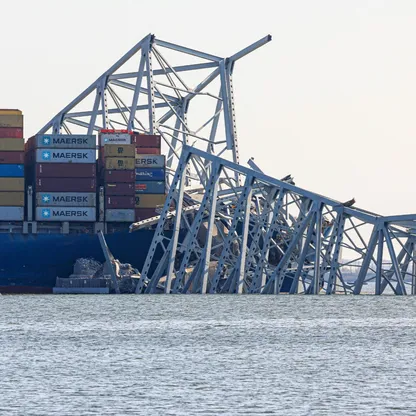 أميركا.. فرق إنقاذ تستعد لرفع أول جزء من حطام جسر بالتيمور