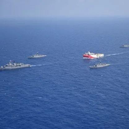 تركيا تبدأ تصنيع أول غواصة محلية وتبيع سفينة حربية لعضو في "الناتو"