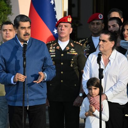 واشنطن تطلق سراح حليف لرئيس فنزويلا مقابل 10 أميركيين