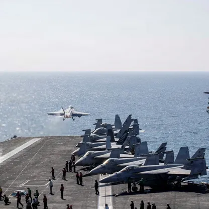 البيت الأبيض: الجيش الأميركي يدرس خطة لتسهيل مرور السفن عبر مضيق هرمز