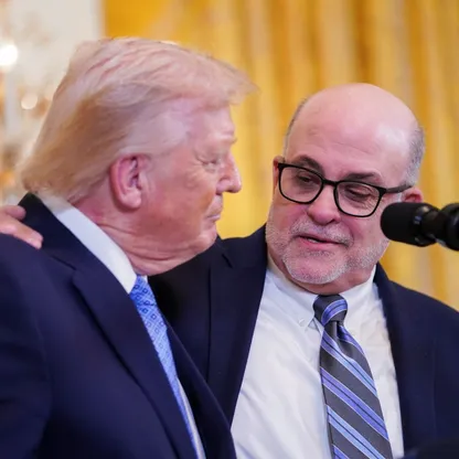 بعد ترويج ترمب لبرنامجه.. مارك ليفين يبرر الهجوم البري المحتمل على إيران