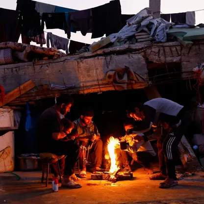 وفد "حماس" يبحث مع رئيس المخابرات المصرية مستقبل اتفاق غزة