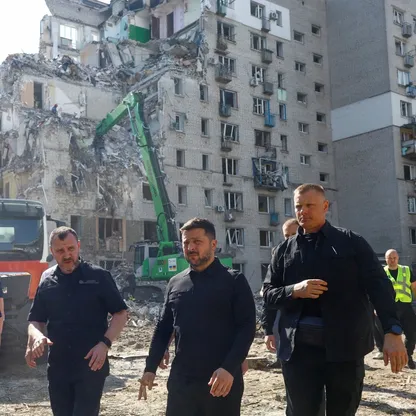 بعد هجوم واسع على كييف.. زيلينسكي يشكك في نهج ويتكوف ويطالب بتحرك سريع
