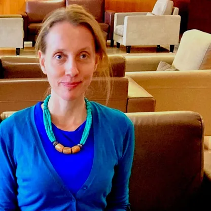 العراق.. كتائب "حزب الله" تعلن إطلاق سراح الصحافية الأميركية شيلي كيتلسون