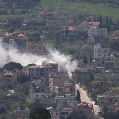 إسرائيل تستبق المفاوضات المباشرة مع لبنان بهجوم بري في بنت جبيل
