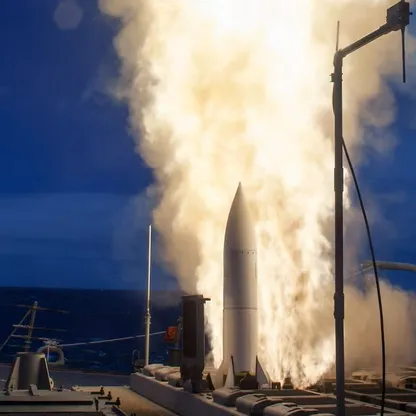 البنتاجون يمنح Raytheon عقداً لإنتاج صواريخ SM-3 الاعتراضية