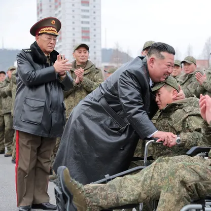 زعيم كوريا الشمالية يشيد بقوات بلاده العائدة من "مهمة روسيا"