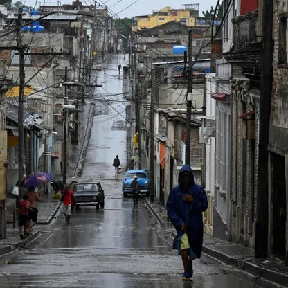 الإعصار ميليسا من الفئة الـ5 يجتاح جامايكا بفيضانات ورياح مدمّرة ويتجه نحو كوبا