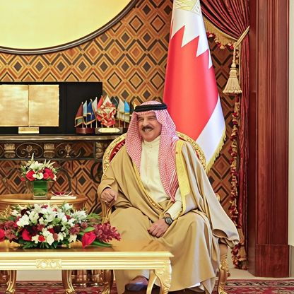 ملك البحرين يؤكد للشرع دعمه لرفع العقوبات عن سوريا