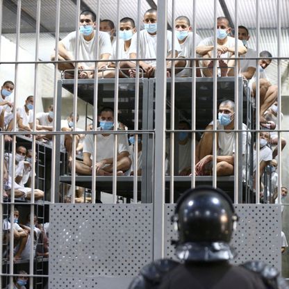 رئيس السلفادور يقترح على مادورو تبادل "سجناء سياسيين" مقابل المرحلين من أميركا