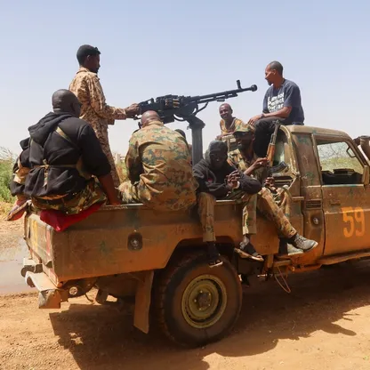 الجيش السوداني يبدأ عمليات في "الجزيرة".. و"الدعم السريع" يحرك قوة إلى بورتسودان